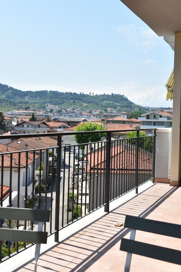 Appartamento Centro Dei Venti Montesilvano Marina Dış mekan fotoğraf